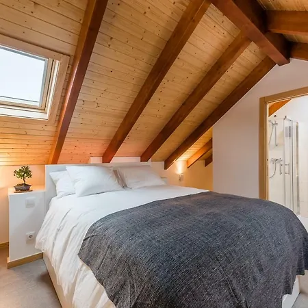 Sobri Cork House - Sustainable Loft פורטו